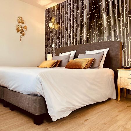 Le Domaine De La Tour Des Vents Bed & Breakfast แบร์เฌอรัก ภายนอก รูปภาพ