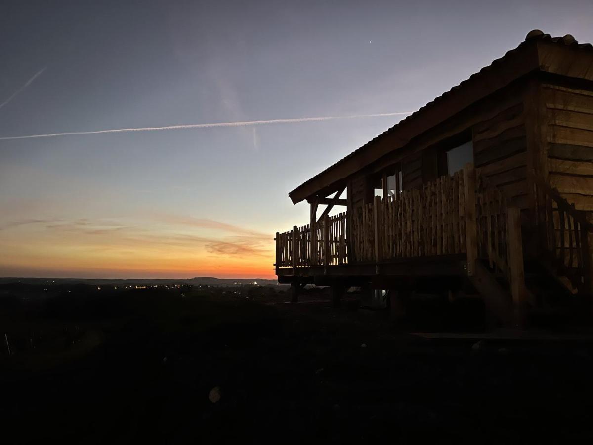 Le Domaine De La Tour Des Vents Bed & Breakfast แบร์เฌอรัก ภายนอก รูปภาพ