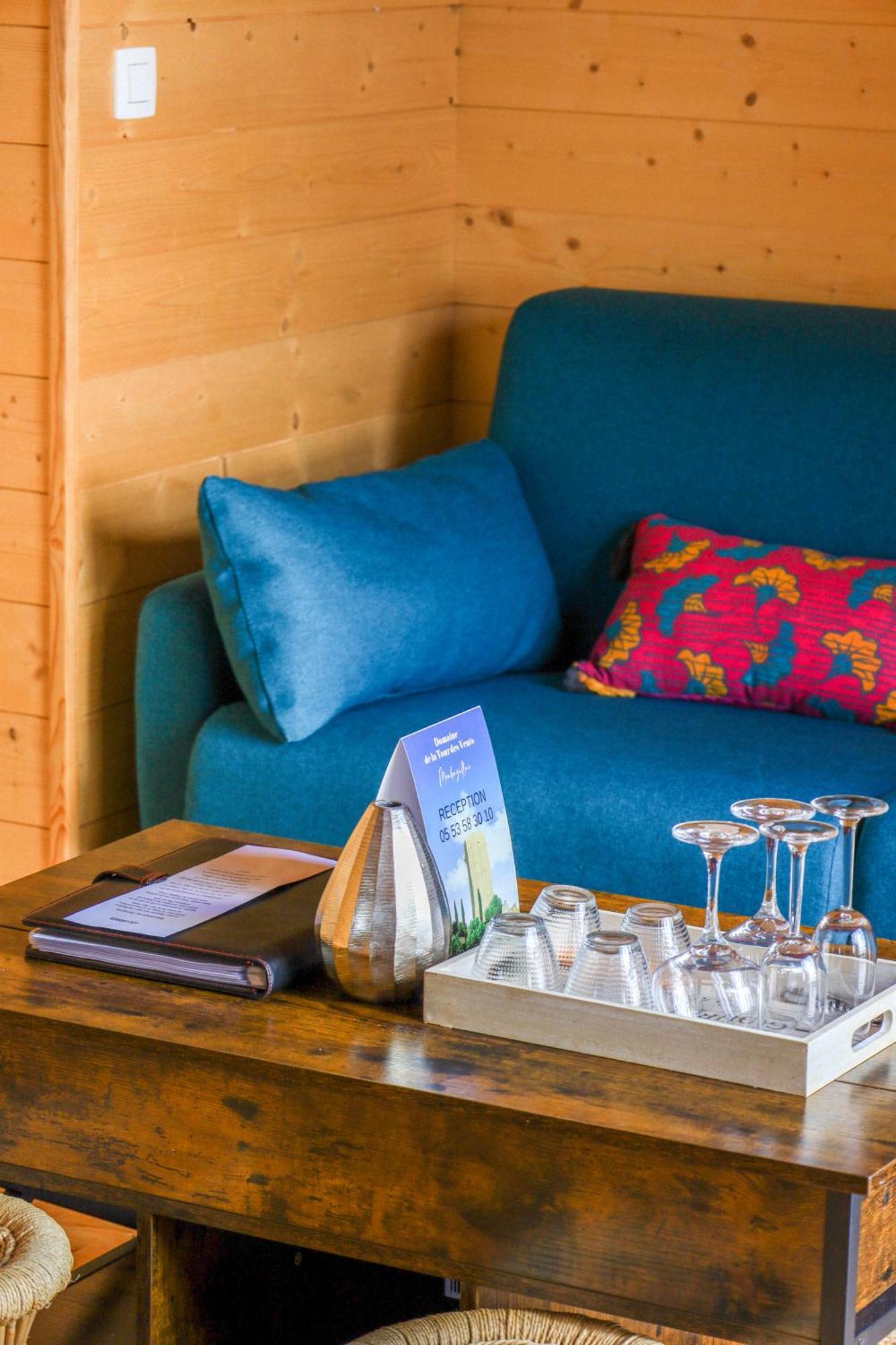 Le Domaine De La Tour Des Vents Bed & Breakfast แบร์เฌอรัก ภายนอก รูปภาพ